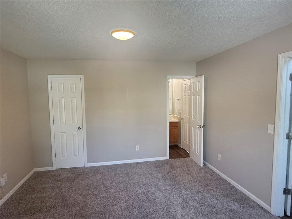4 bedroom, 3 bathroom, 2,863 sq ft single family residence under contract at 7130 Jumpers Trail, Fairburn, GA 30213 — photo 8