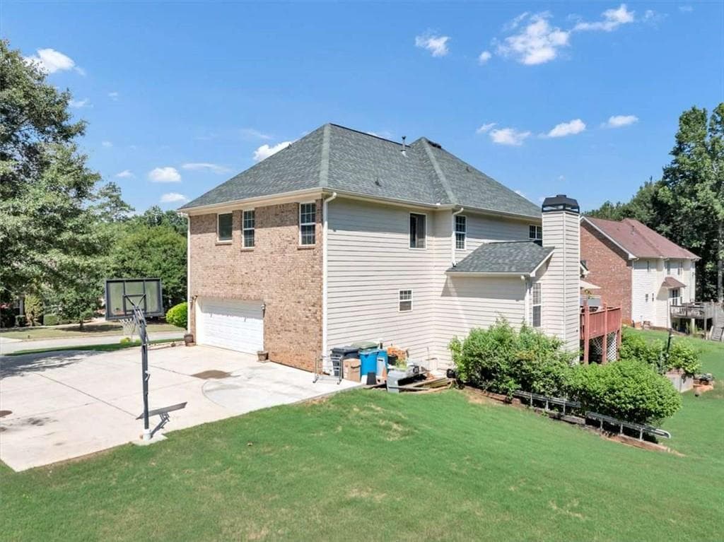 6 bedroom, 5 bathroom, 3,630 sq ft single family residence for sale at 2123 SW Crest Wood Drive, Conyers, GA 30094 — photo 8