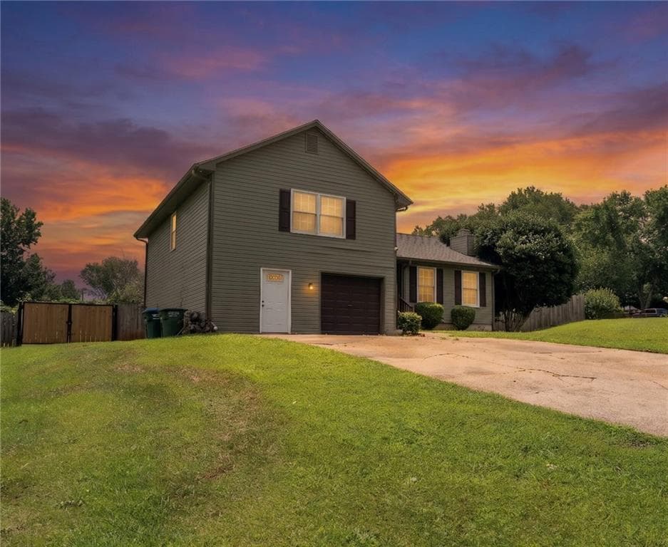 3 bedroom, 3 bathroom, 2,126 sq ft single family residence under contract at 3802 Saddle Ridge Drive, Snellville, GA 30039 — photo 2