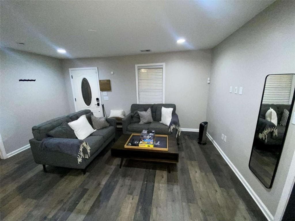 3 bedroom, 2 bathroom, 1,218 sq ft single family residence for sale at 2176 Pansy Street, Atlanta, GA 30314 — photo 3