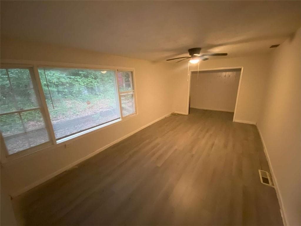 4 bedroom, 2 bathroom, 1,710 sq ft single family residence for sale at 85 Delmoor Drive, Atlanta, GA 30311 — photo 3