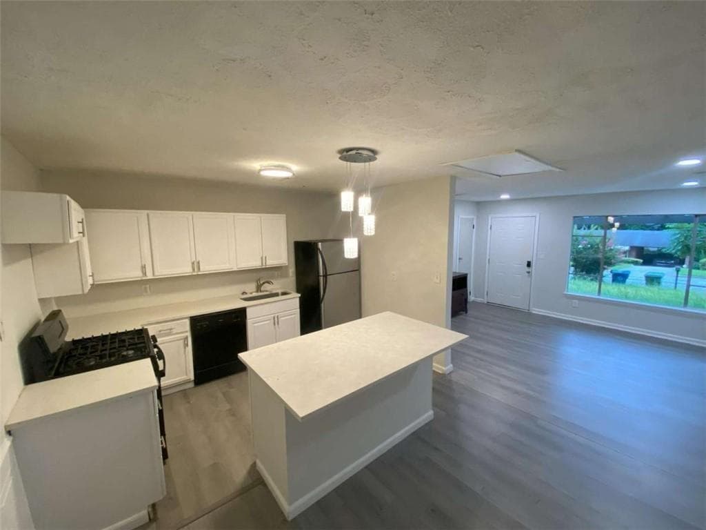 4 bedroom, 2 bathroom, 1,710 sq ft single family residence for sale at 85 Delmoor Drive, Atlanta, GA 30311 — photo 5