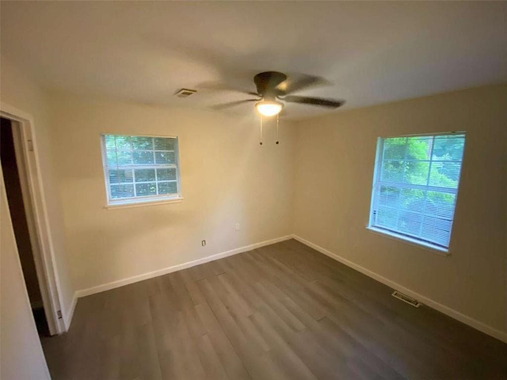 4 bedroom, 2 bathroom, 1,710 sq ft single family residence for sale at 85 Delmoor Drive, Atlanta, GA 30311 — photo 7
