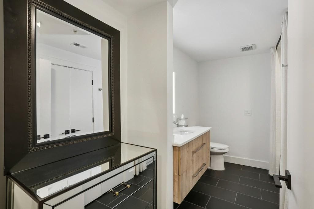 2 bedroom, 2 bathroom, 1,159 sq ft condominium under contract at 346 Peters Street 303, Atlanta, GA 30313 — photo 10