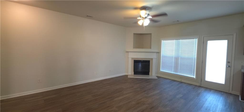 3 bedroom, 3 bathroom, 1,845 sq ft townhouse for rent at 2200 Oakland Grove Place, Lawrenceville, GA 30044 for $1,895 a month — photo 2