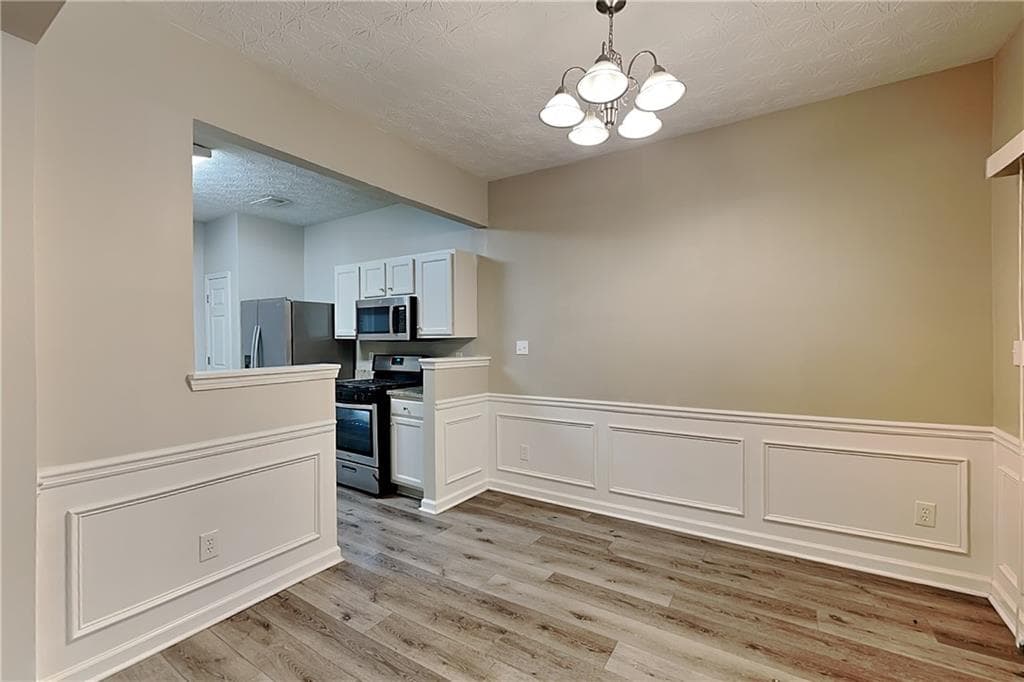 3 bedroom, 3 bathroom, 1,994 sq ft single family residence for rent at 315 Cool Weather Drive, Lawrenceville, GA 30045 for $2,100 a month — photo 4