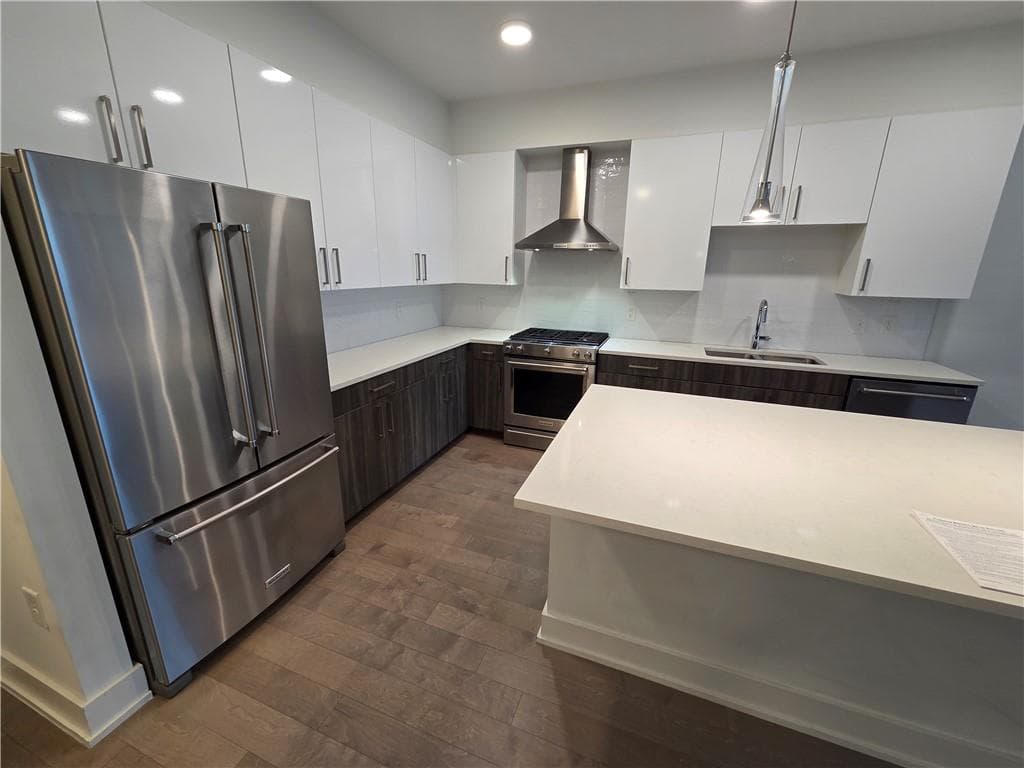 1 bedroom, 1 bathroom, 1,020 sq ft condominium for rent at 775 Juniper Street 415, Atlanta, GA 30308 for $2,395 a month — photo 2
