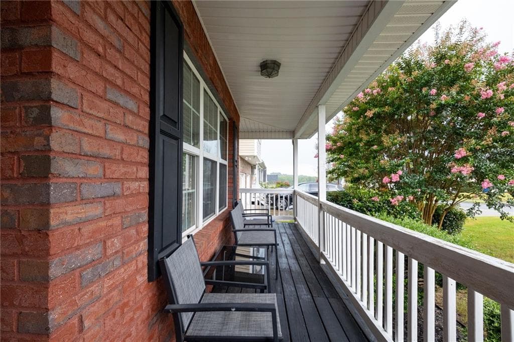 3 bedroom, 4 bathroom, 2,946 sq ft single family residence for sale at 203 Overlook Drive, Dallas, GA 30157 — photo 4
