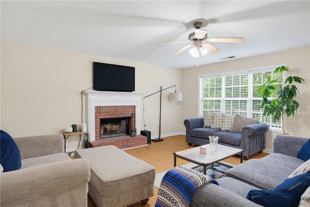 3 bedroom, 4 bathroom, 2,946 sq ft single family residence for sale at 203 Overlook Drive, Dallas, GA 30157 — photo 7