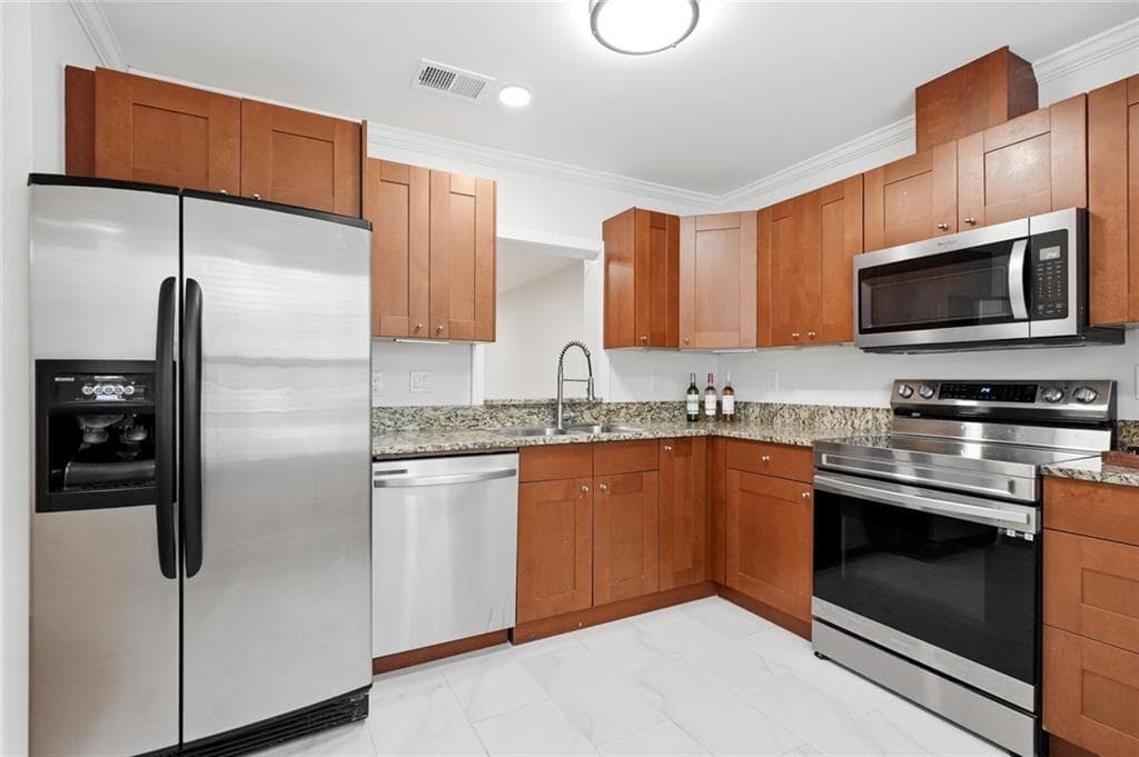 4 bedroom, 4 bathroom, 2,053 sq ft townhouse for sale at 512 Mcgill Place, Atlanta, GA 30312 — photo 3