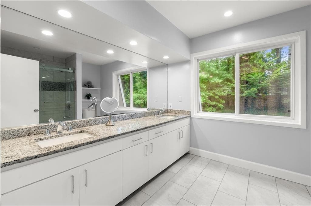 4 bedroom, 3 bathroom, 2,555 sq ft single family residence for sale at 5094 Lake Fjord Pass, Marietta, GA 30068 — photo 5