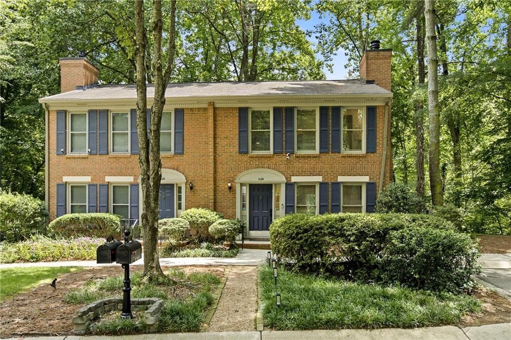 2 bedroom, 3 bathroom, 1,320 sq ft condominium sold at 1128 Morningside Place, Atlanta, GA 30306