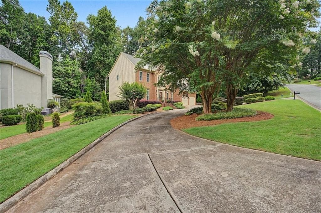 4 bedroom, 4 bathroom, 3,171 sq ft single family residence for sale at 161 Infantry Way, Marietta, GA 30064 — photo 5