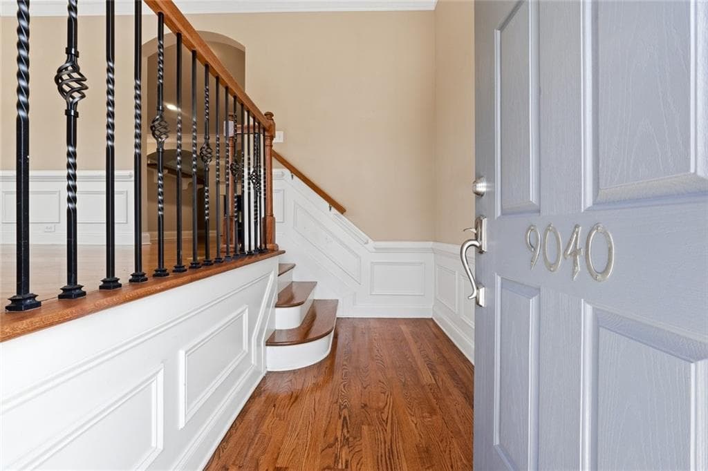 5 bedroom, 5 bathroom townhouse for rent at 9040 Woodland Trail, Alpharetta, GA 30009 for $4,000 a month — photo 2