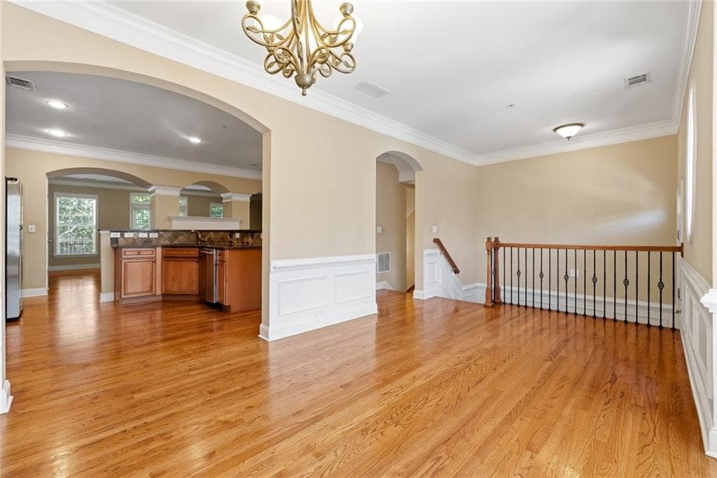5 bedroom, 5 bathroom townhouse for rent at 9040 Woodland Trail, Alpharetta, GA 30009 for $4,000 a month — photo 3