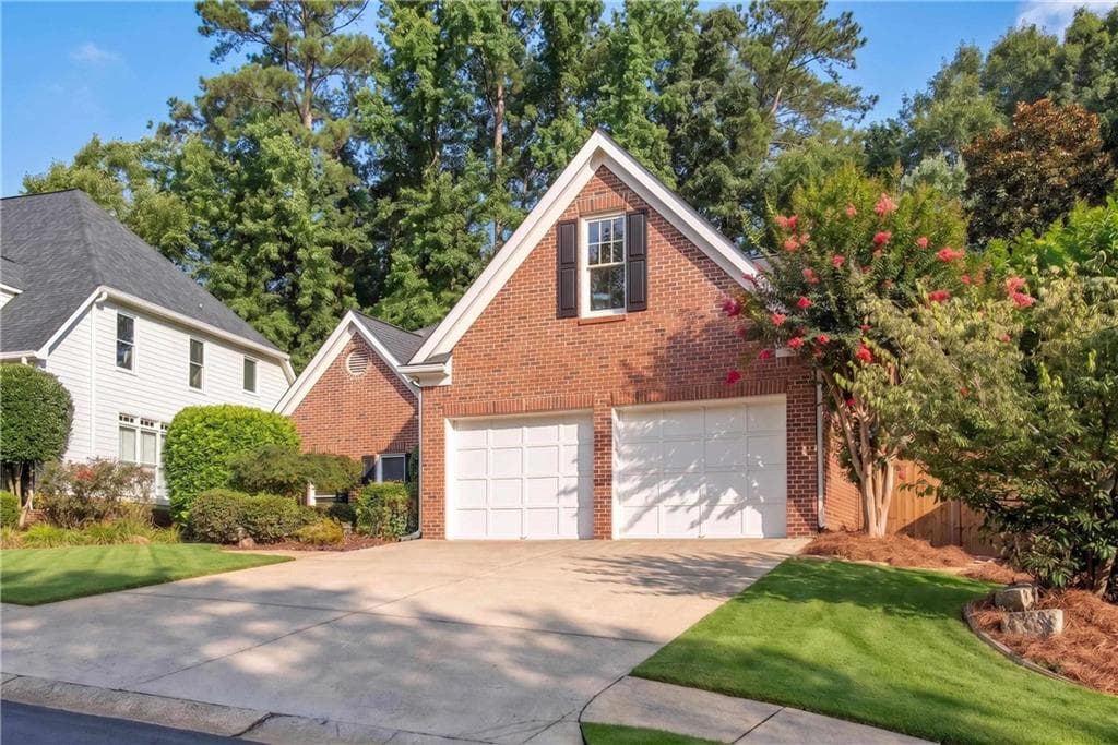 4 bedroom, 3 bathroom, 3,100 sq ft single family residence for sale at 4069 Tritt Homestead Drive, Marietta, GA 30062 — photo 5