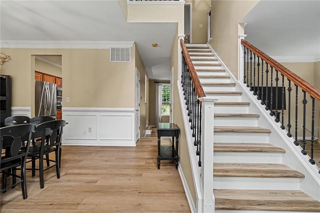 4 bedroom, 3 bathroom, 2,796 sq ft single family residence for sale at 1001 City Market Street, Hoschton, GA 30548 — photo 5