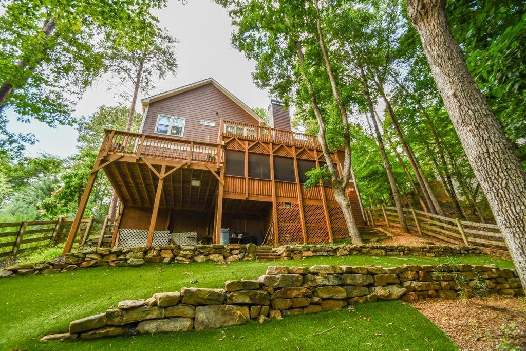 5 bedroom, 4 bathroom, 3,978 sq ft single family residence for sale at 173 Indian Oak Drive, Waleska, GA 30183 — photo 5