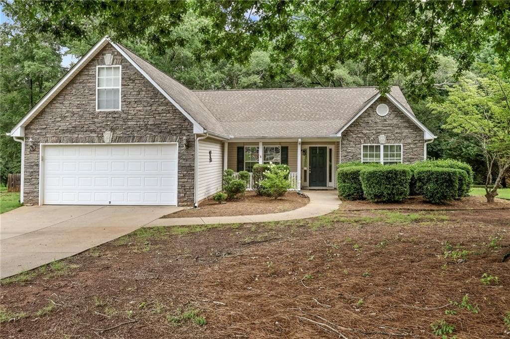 4 bedroom, 2 bathroom, 2,028 sq ft single family residence sold at 147 Laurel Lane, Social Circle, GA 30025