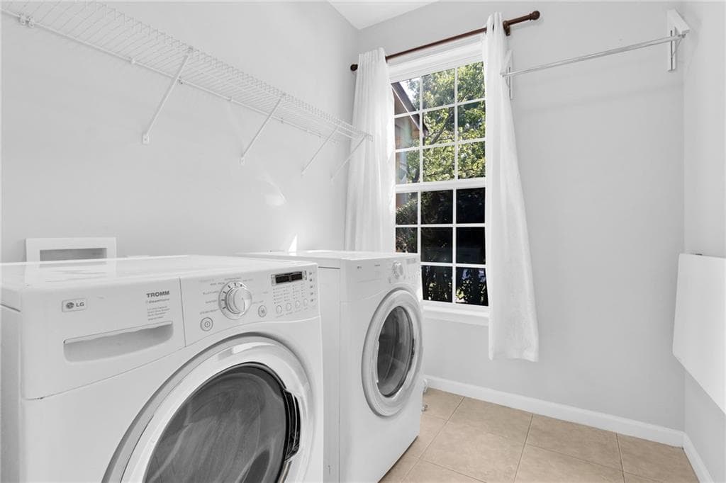 4 bedroom, 3 bathroom, 3,390 sq ft single family residence for sale at 1467 Kilchis Falls Way, Braselton, GA 30517 — photo 8