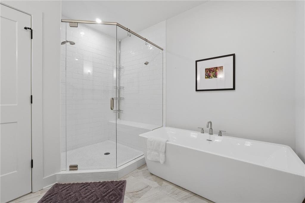 4 bedroom, 4 bathroom, 2,767 sq ft townhouse for sale at 235 Chiswick Circle, Alpharetta, GA 30009 — photo 9