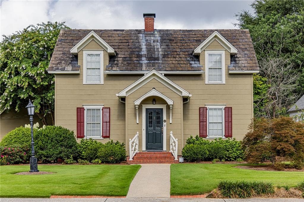 5 bedroom, 2 bathroom, 3,782 sq ft single family residence for sale at 403 N College Street, Cedartown, GA 30125 — photo 2