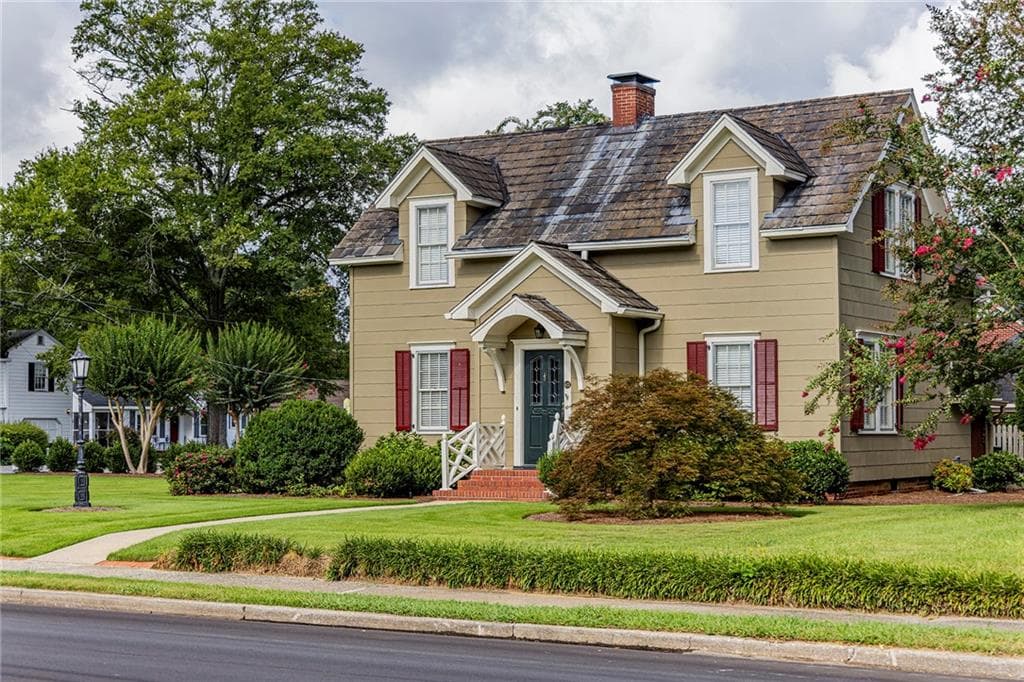 5 bedroom, 2 bathroom, 3,782 sq ft single family residence for sale at 403 N College Street, Cedartown, GA 30125 — photo 3