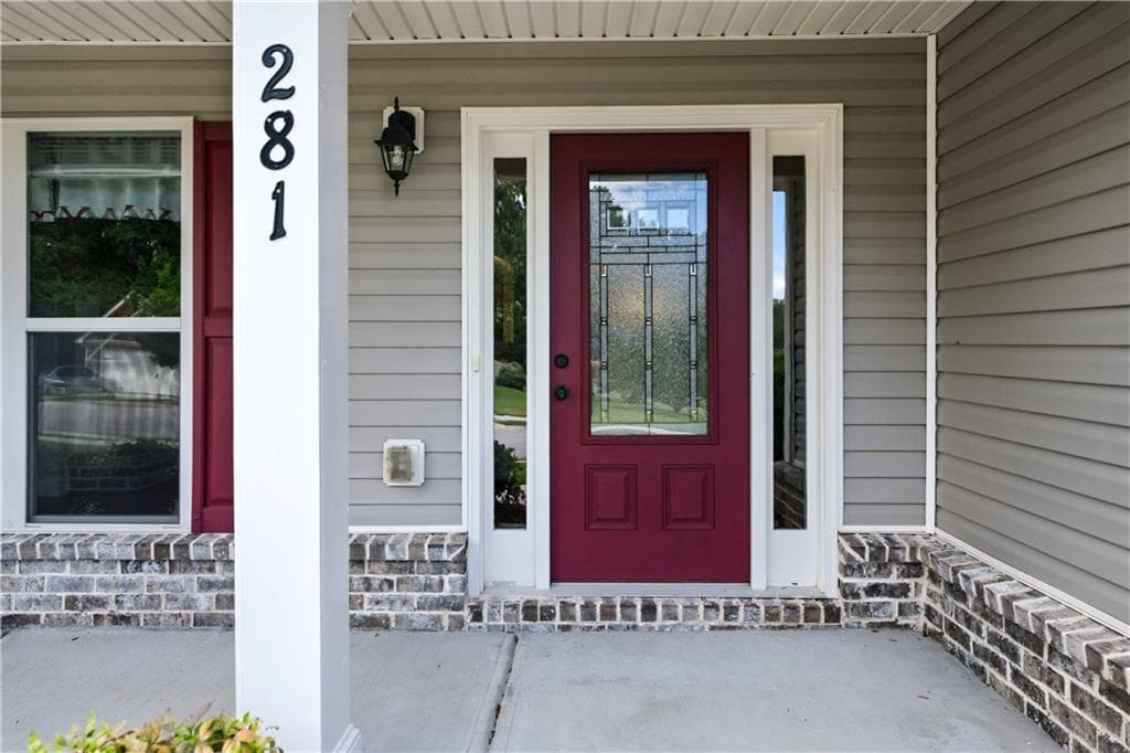 4 bedroom, 3 bathroom, 2,210 sq ft single family residence for sale at 281 Petal Creek Lane, Jefferson, GA 30549 — photo 4