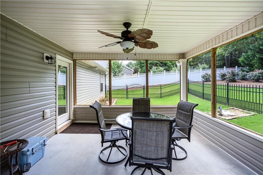 4 bedroom, 3 bathroom, 2,210 sq ft single family residence for sale at 281 Petal Creek Lane, Jefferson, GA 30549 — photo 6