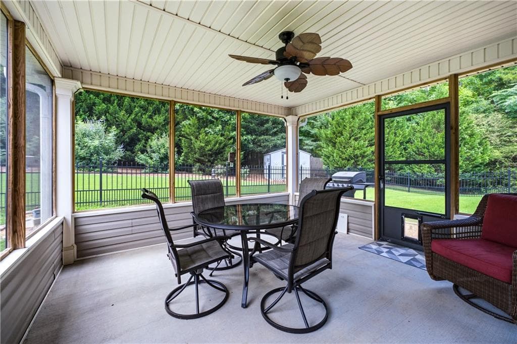 4 bedroom, 3 bathroom, 2,210 sq ft single family residence for sale at 281 Petal Creek Lane, Jefferson, GA 30549 — photo 7