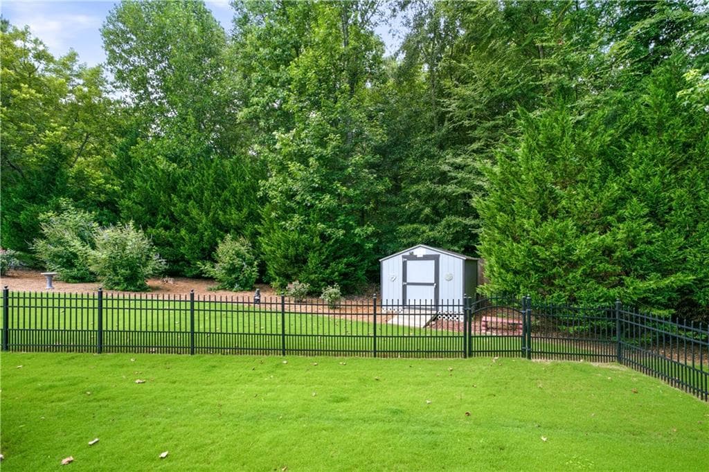 4 bedroom, 3 bathroom, 2,210 sq ft single family residence for sale at 281 Petal Creek Lane, Jefferson, GA 30549 — photo 10