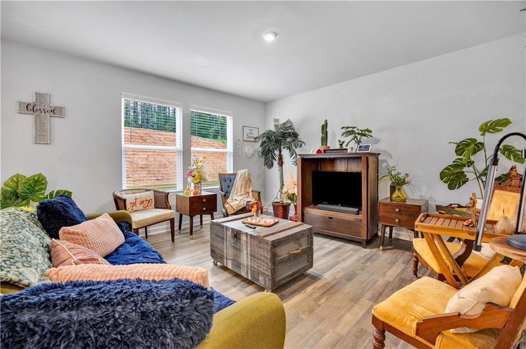 4 bedroom, 3 bathroom, 2,020 sq ft single family residence for sale at 40 Great Ravine Trail, Covington, GA 30016 — photo 7
