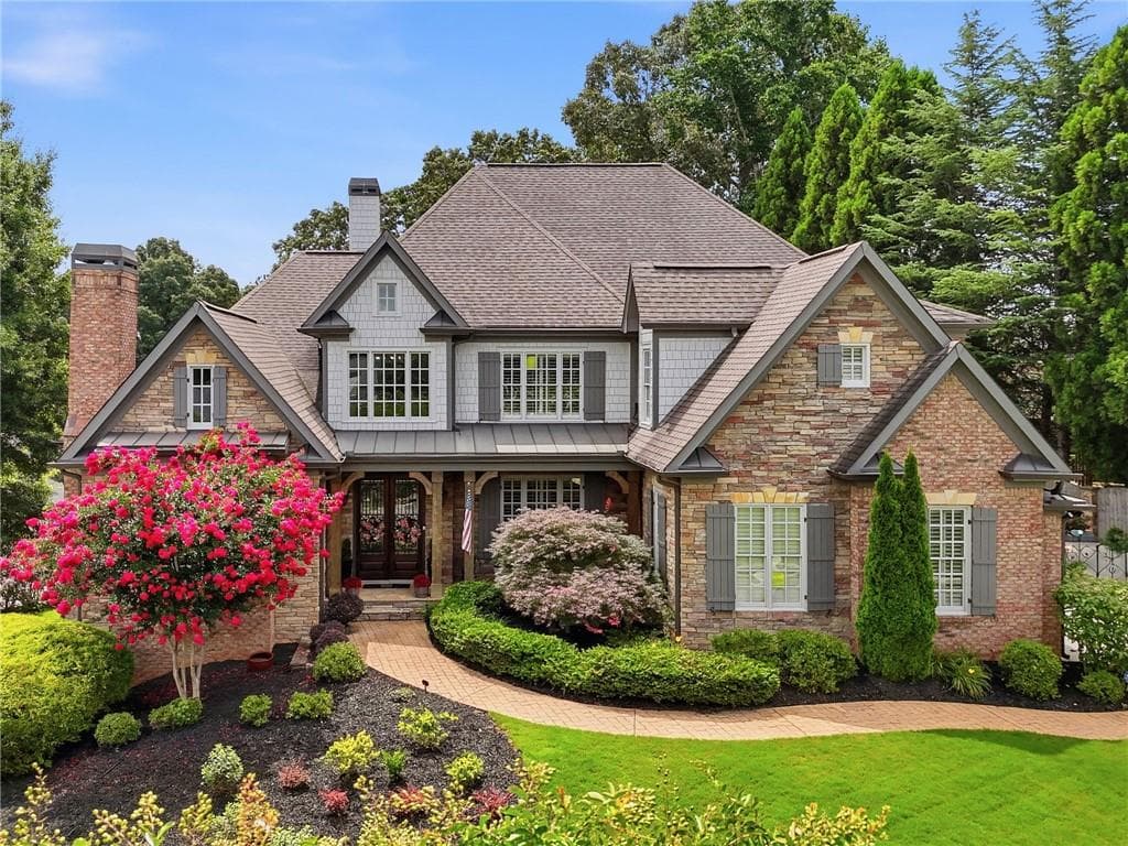 6 bedroom, 6 bathroom, 6,521 sq ft single family residence under contract at 501 Gold Shore Lane, Canton, GA 30114