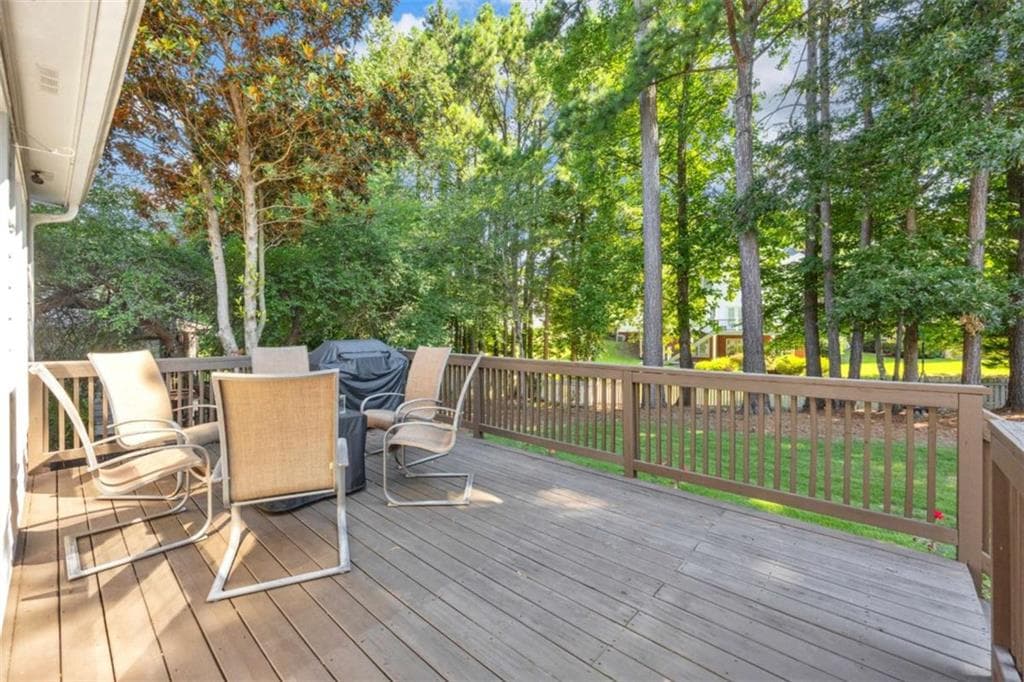 5 bedroom, 4 bathroom, 3,332 sq ft single family residence for sale at 1190 Lamont Circle, Dacula, GA 30019 — photo 5