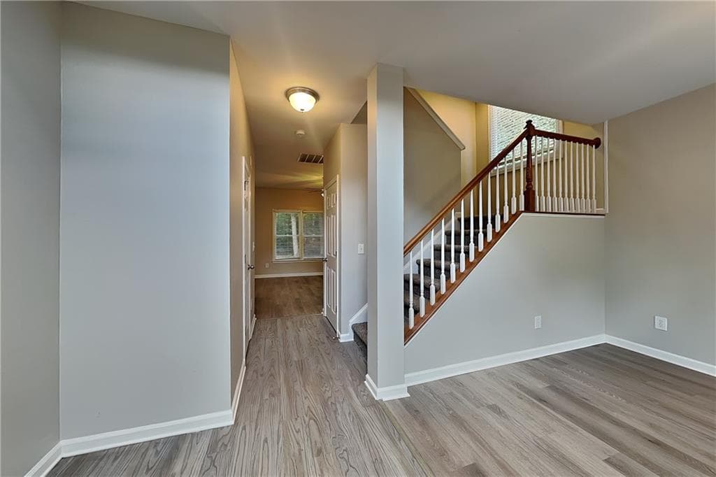 4 bedroom, 3 bathroom, 1,918 sq ft single family residence for rent at 105 Cottage Oaks Lane, Woodstock, GA 30189 for $2,445 a month — photo 3