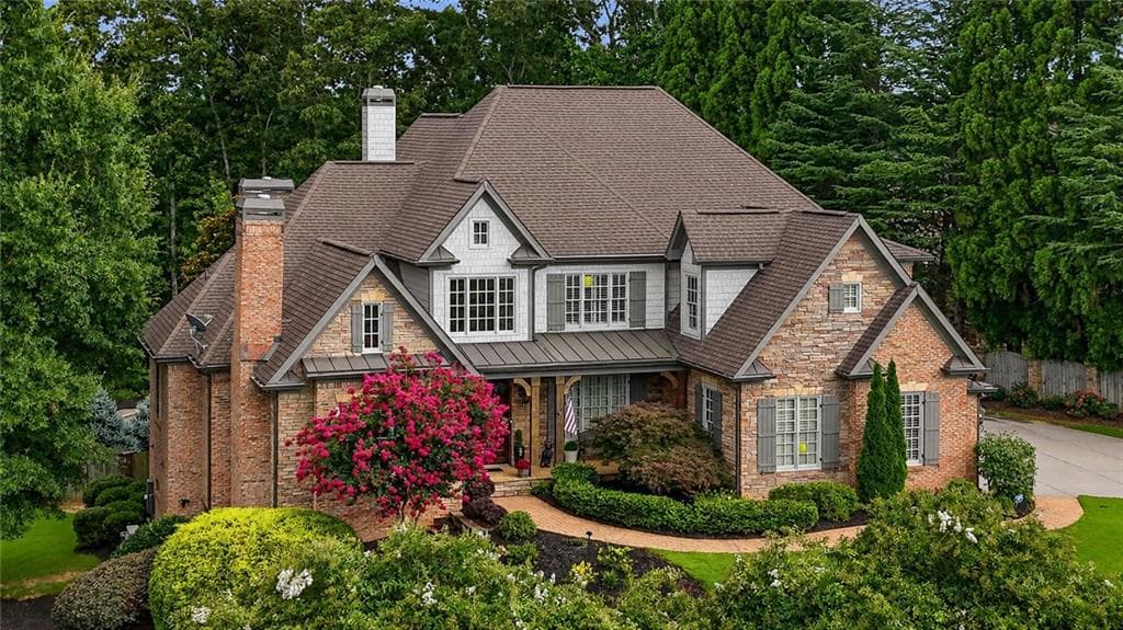 6 bedroom, 6 bathroom, 6,521 sq ft single family residence under contract at 501 Gold Shore Lane, Canton, GA 30114 — photo 7