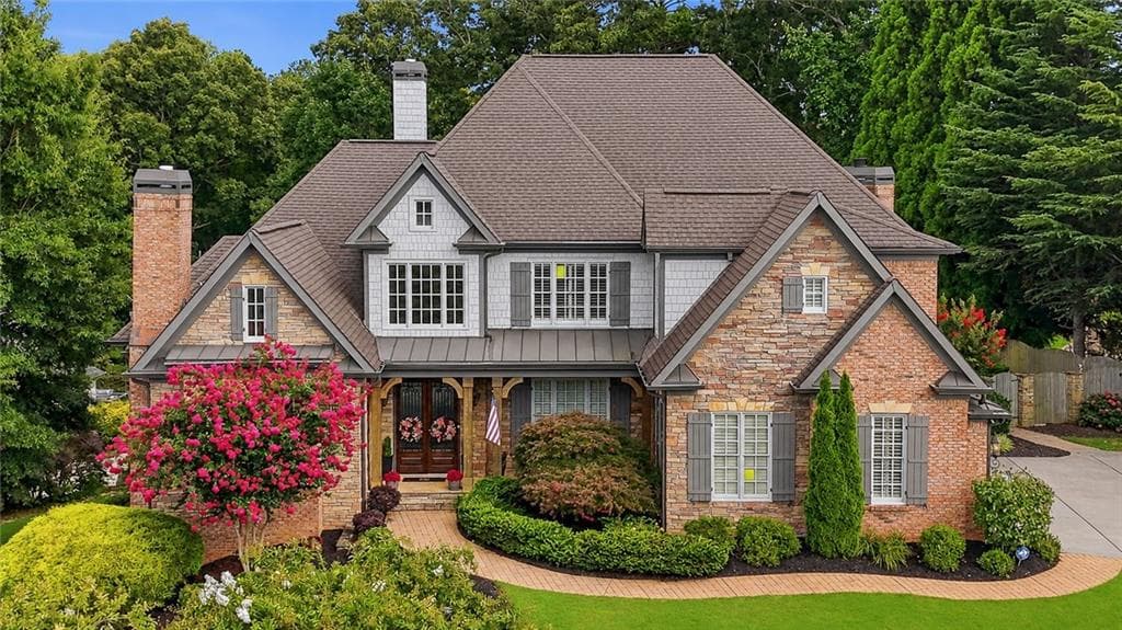 6 bedroom, 6 bathroom, 6,521 sq ft single family residence under contract at 501 Gold Shore Lane, Canton, GA 30114 — photo 8