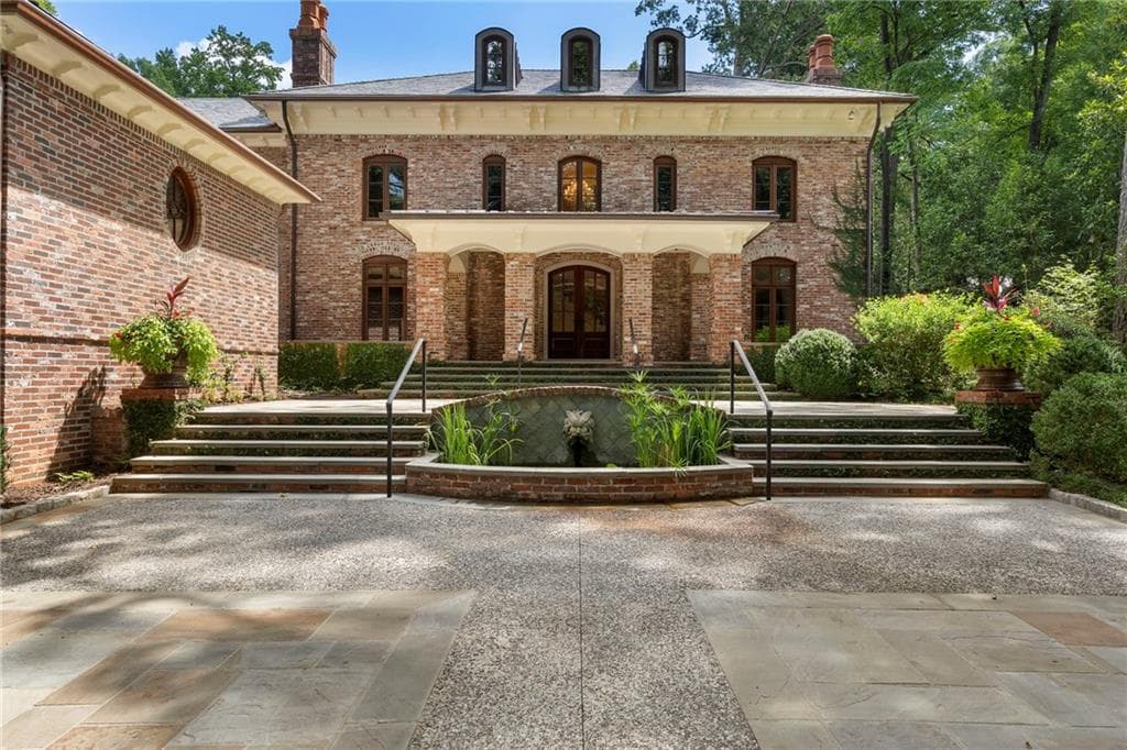 6 bedroom, 9 bathroom, 8,000 sq ft single family residence for sale at 35 Valley Road, Atlanta, GA 30305 — photo 7