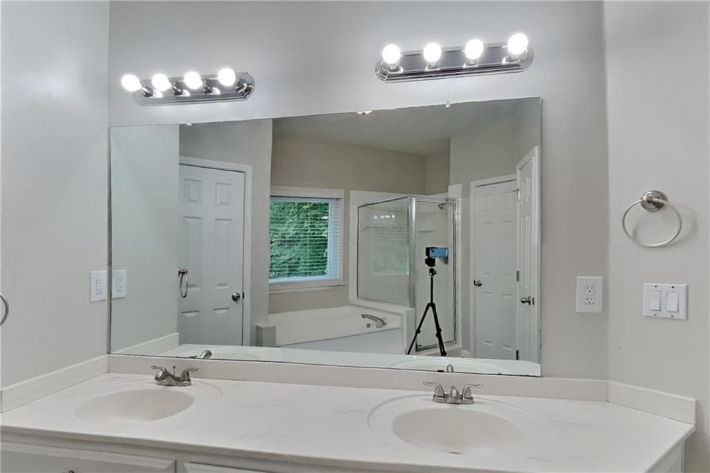4 bedroom, 3 bathroom, 2,520 sq ft single family residence for rent at 1240 Cedar Brook Drive, Lawrenceville, GA 30043 for $2,240 a month — photo 9