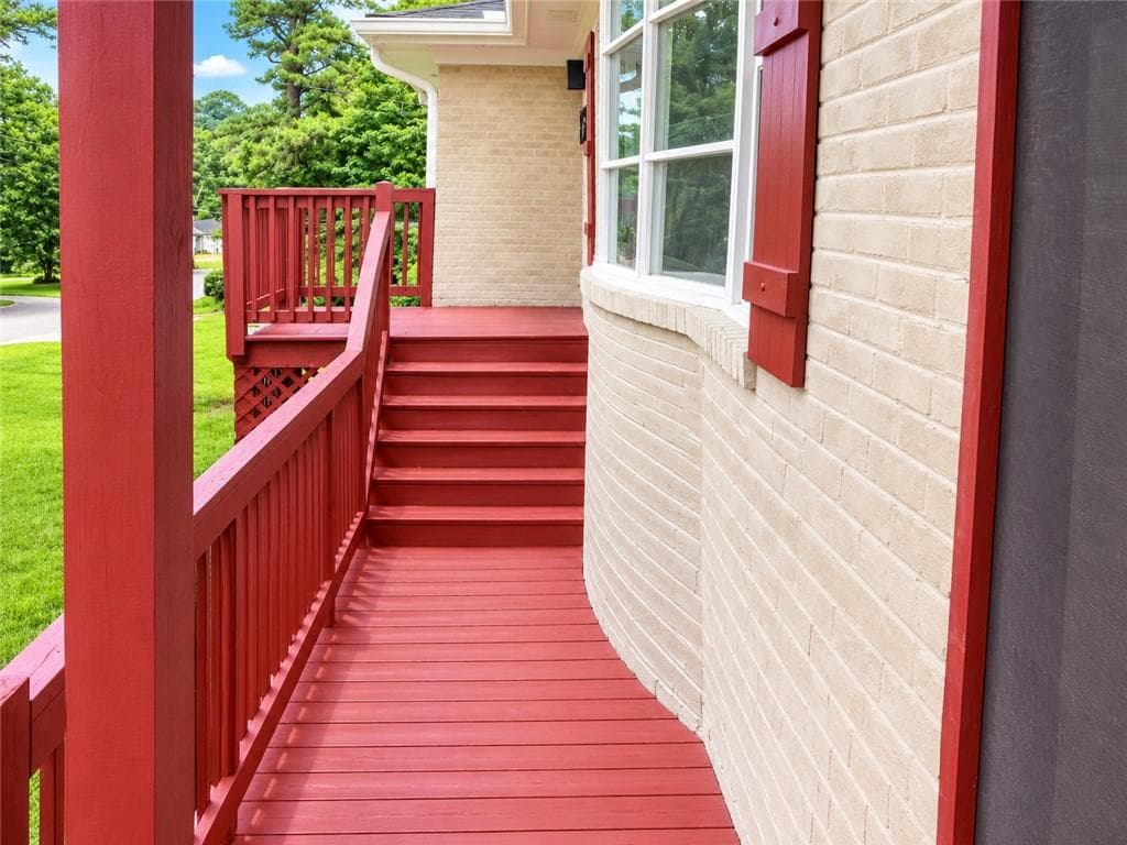 5 bedroom, 3 bathroom, 2,709 sq ft single family residence for sale at 852 Norwood Road, Atlanta, GA 30315 — photo 2