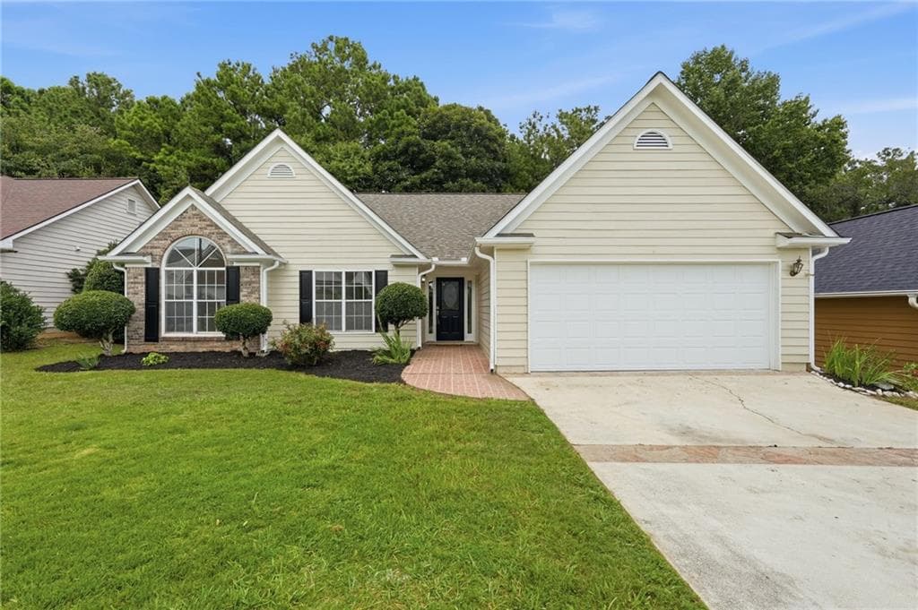 3 bedroom, 2 bathroom, 1,998 sq ft single family residence sold at 1140 Lendl Lane, Lawrenceville, GA 30044