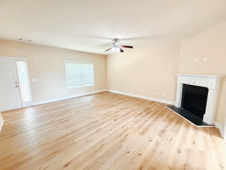 5 bedroom, 4 bathroom, 3,414 sq ft single family residence for rent at 3829 Baxley Ridge Drive, Suwanee, GA 30024 for $2,800 a month — photo 4