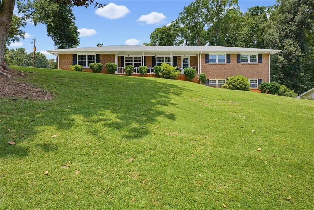 4 bedroom, 4 bathroom, 2,179 sq ft single family residence sold at 905 Hargett, Stone Mountain, GA 30083