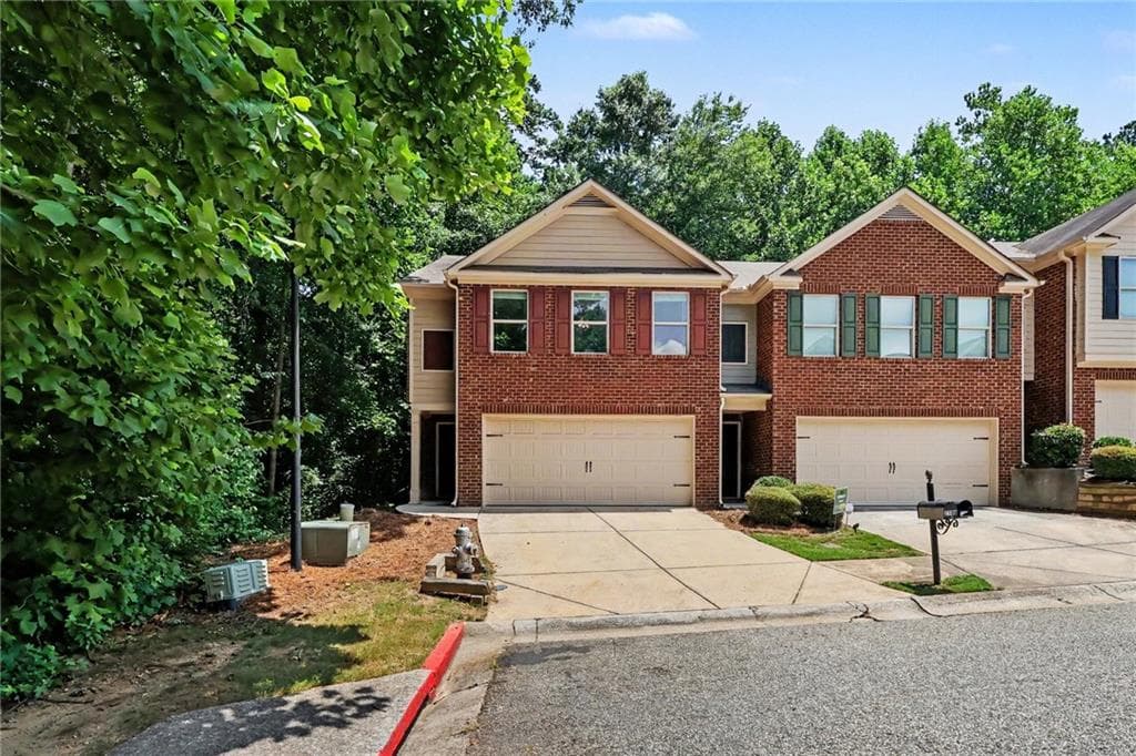 3 bedroom, 3 bathroom, 1,768 sq ft townhouse for sale at 2700 Haynescrest Drive, Grayson, GA 30017 — photo 5