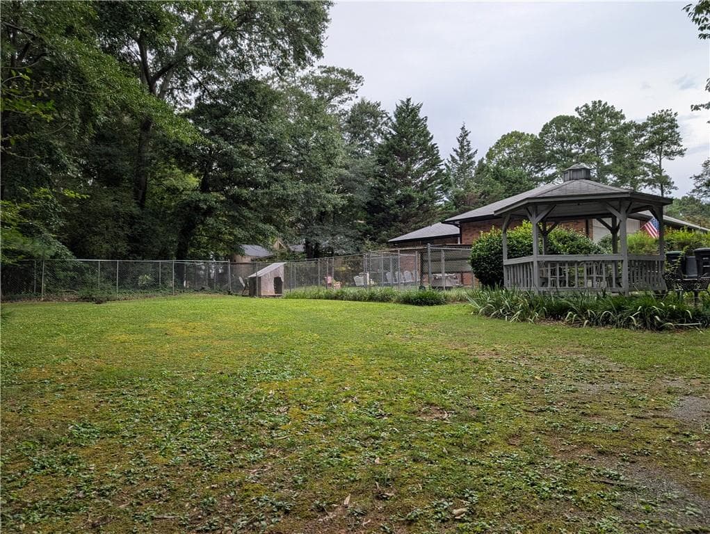 4 bedroom, 3 bathroom, 2,553 sq ft single family residence for sale at 402 Pheasant Run, Rome, GA 30161 — photo 6