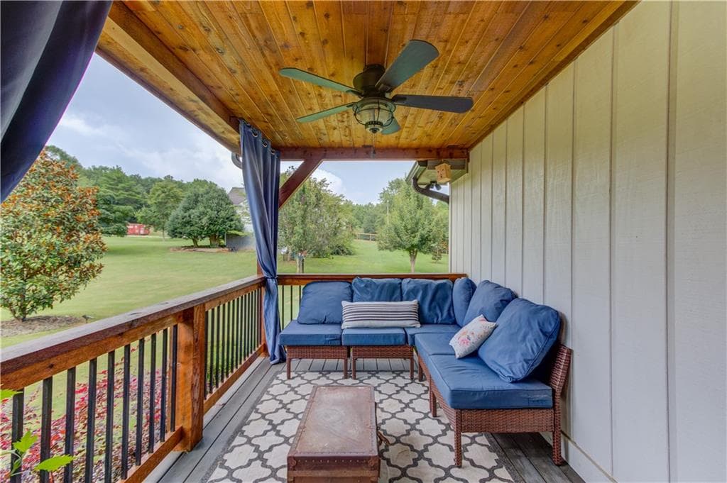 4 bedroom, 4 bathroom, 3,160 sq ft single family residence for sale at 8401 Norris Lake Way, Snellville, GA 30039 — photo 6