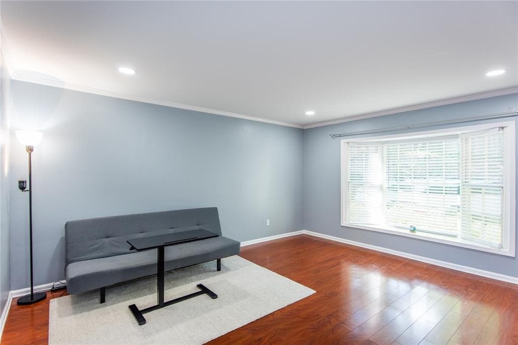 2 bedroom, 2 bathroom, 1,342 sq ft townhouse for sale at 6520 Roswell Road 77, Atlanta, GA 30328 — photo 7