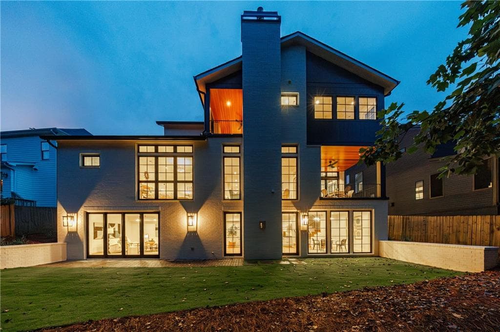 6 bedroom, 5 bathroom, 5,017 sq ft single family residence for sale at 1783 Tobey Road, Atlanta, GA 30341 — photo 10