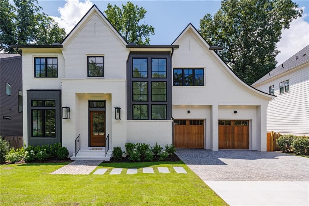 6 bedroom, 5 bathroom, 5,017 sq ft single family residence for sale at 1783 Tobey Road, Atlanta, GA 30341 — photo 5