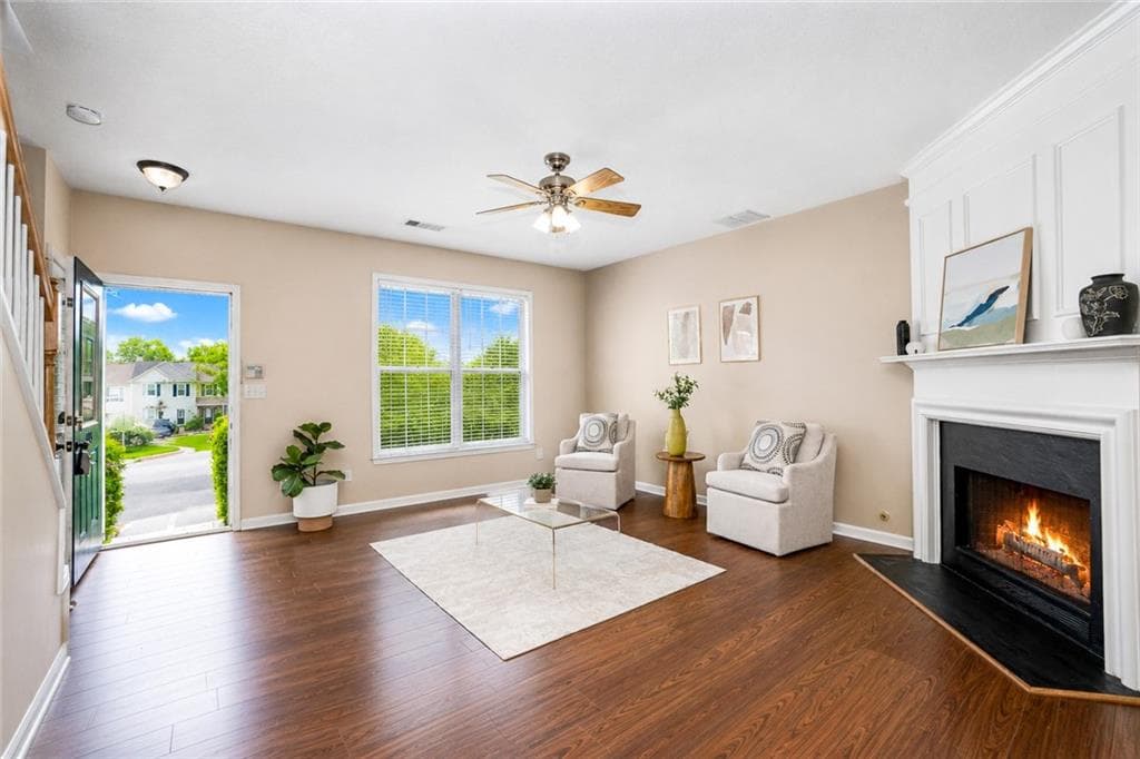 2 bedroom, 3 bathroom, 1,218 sq ft condominium for rent at 1745 Kilmington Court, Alpharetta, GA 30009 for $2,000 a month — photo 6